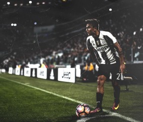 开云体育世界杯-哈弗茨一剑封喉，当那不勒斯的蓝色狂想曲遭遇日本铁壁，德国巨星照亮欧亚足球的十字路口