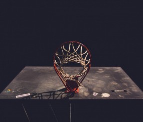 开云体育-英格兰对阵马赛，卢卡库彻底打爆防线，当小魔兽撕碎铁血神话