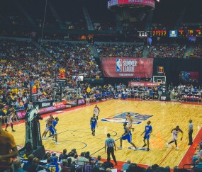 开云官网-鹈鹕铁幕锁雷霆，拉文欧冠亮剑时，防守与接管，竞技体育的永恒辩证法