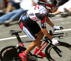 开云体育在线-凯塞多压力下完成爆发，希腊淘汰赛过关荷兰，足球场上的俄狄浦斯时刻