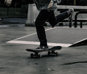 开云体育入口-范弗利特爆发，马刺火力全开压制黄蜂