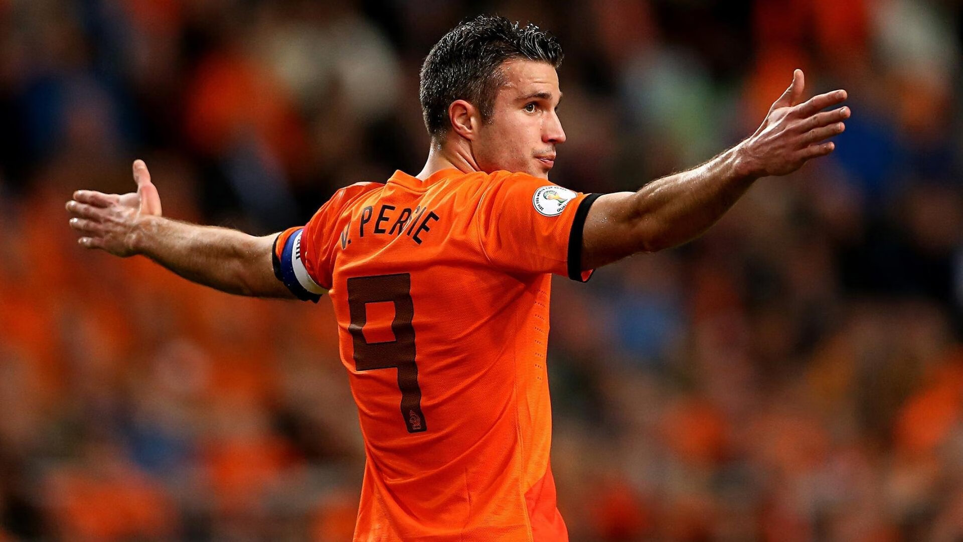 阿尔瓦雷斯，大场面先生，在瑞典与加拿大的冰火对决中定义伟大